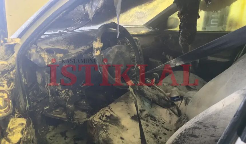 Eski Sanayi Sitesi'ne tamir için gelen otomobil kül oldu