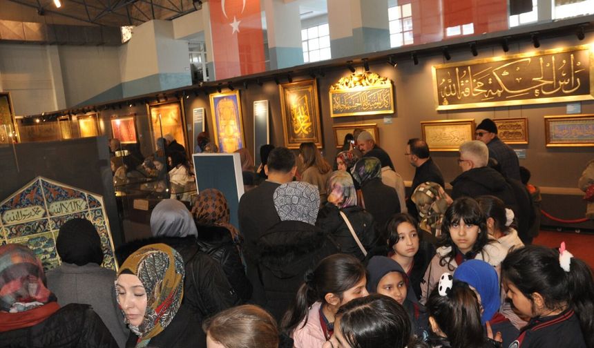 Kastamonu kutsal emanetleri bağrına bastı