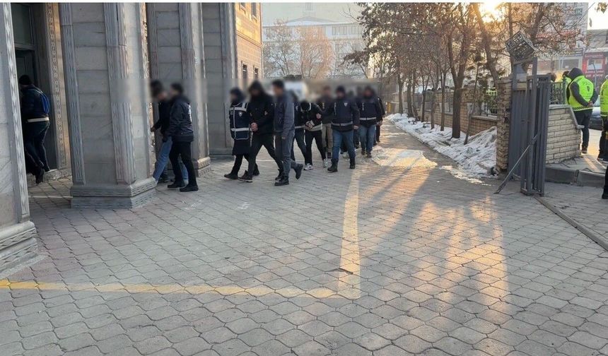 69 şüpheliden 65’i tutuklandı