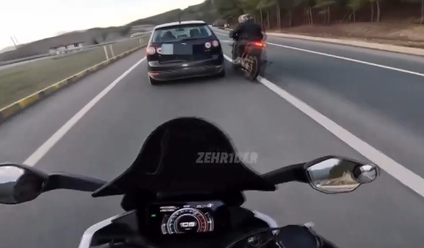 Karabük - Kastamonu yolunda gerilim tırmandı: Aynayı kırdı!