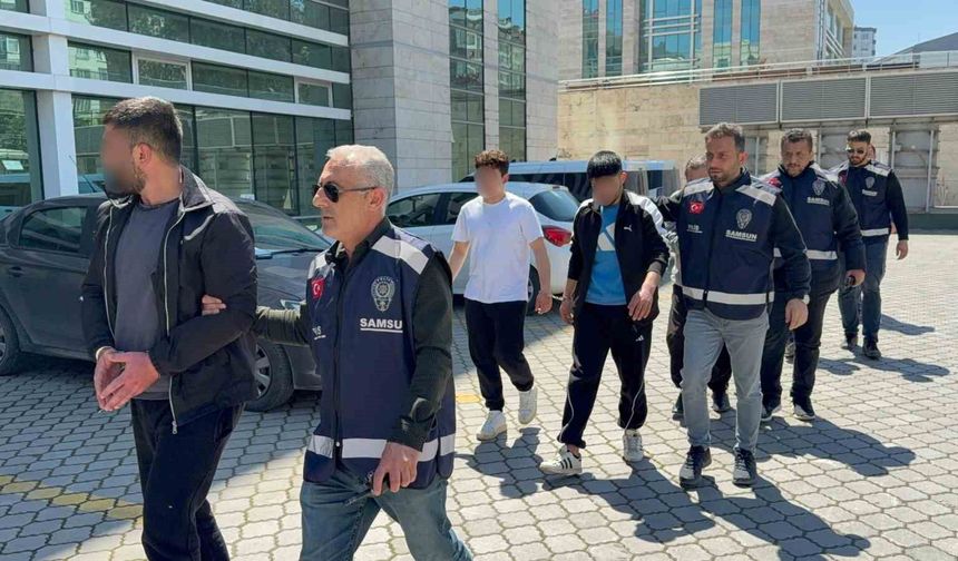 19 yaşındaki genç tuzağa düşürüldü: 5 kişi darp etti
