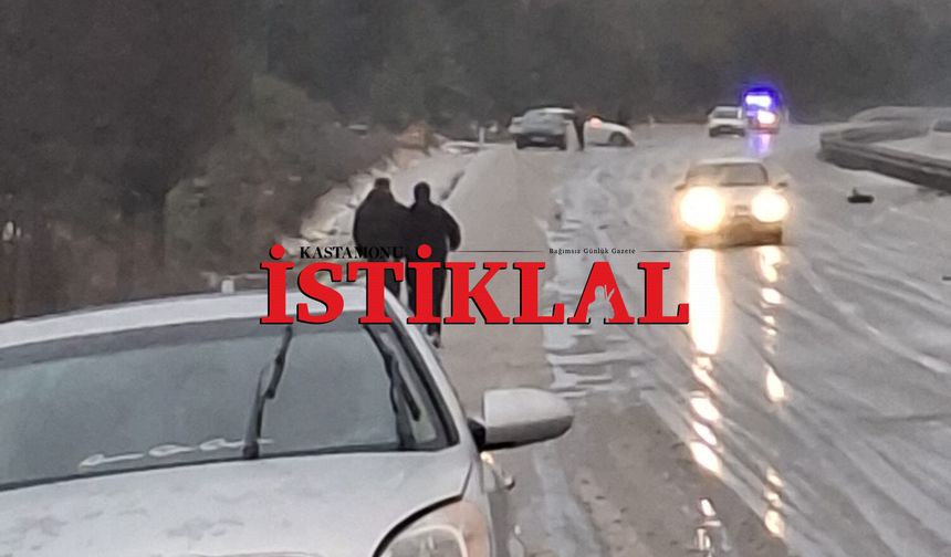 Kastamonu'da kar yağışı sürücüleri avladı: 3 kaza üst üste!