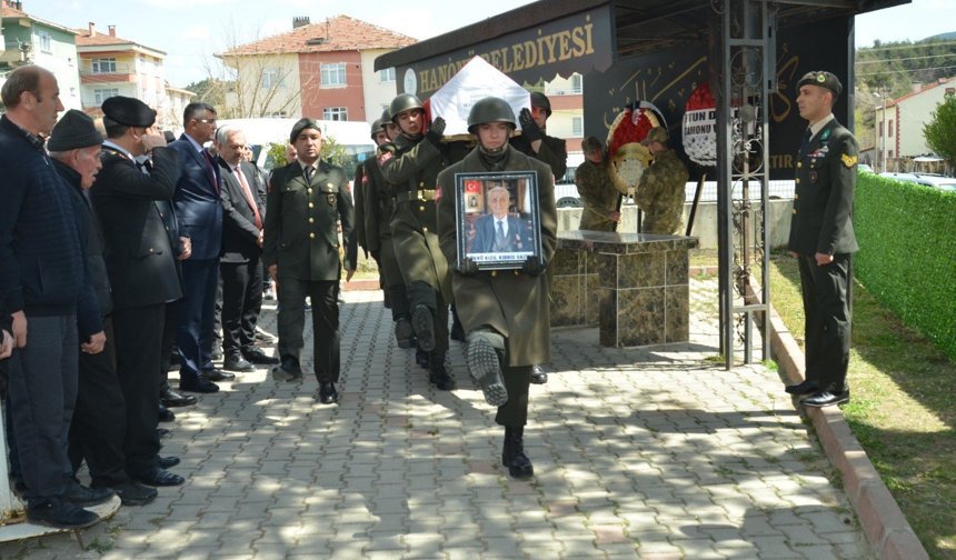 Kastamonulu gazi askeri törenle son yolculuğuna uğurlandı