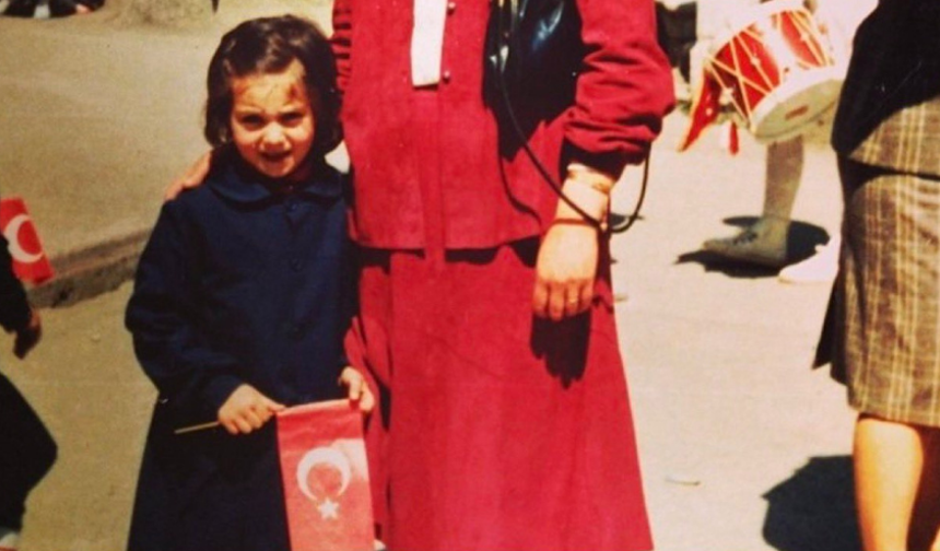 O küçük kız yıllar sonra Kastamonu’nun vekili oldu!