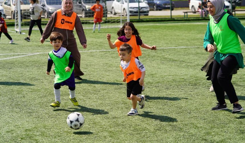 “Gol Pası Annemden” renkli görüntülere sahne oldu