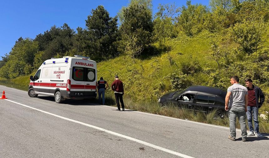 İnebolu'da trafik kazası: 2 yaralı!