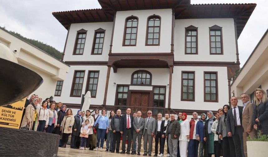 Taşa ve ahşaba kazınan hafıza ele alındı
