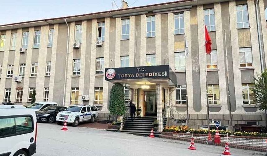 Kastamonu Tosya Belediyesi nerededir, adres bilgileri, iletişim bilgileri nedir, Belediye Başkanı kimdir ?