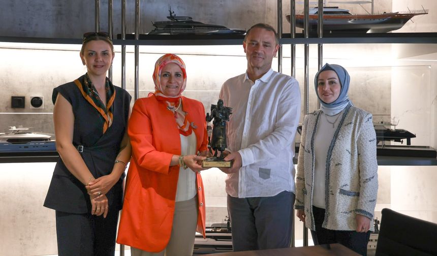 Kastamonu Kadın Derneği'nden Kastamonulu iş insanına ziyaret