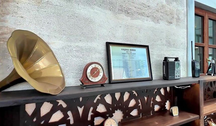 Uğur Mumcu'nun çalışma masası memleketi Kırşehir'de Basın Müzesi'nde