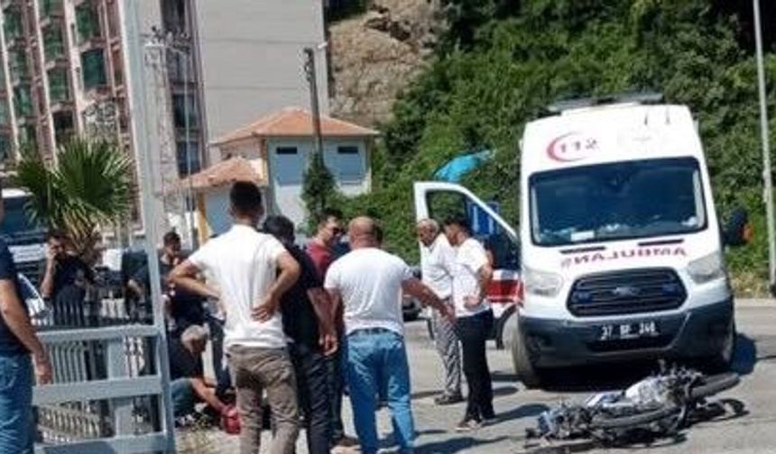 Kastamonu’da motosiklet ile pikap çarpıştı, genç sürücü yaralandı