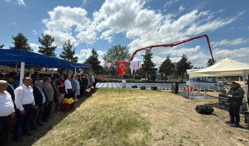 Devrekani’de Gençler için dev yatırımın temeli atıldı