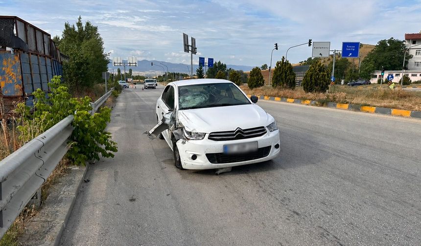Doğu Çevre Yolu'nda kaza: Motosiklet sürücüsü yaralandı!