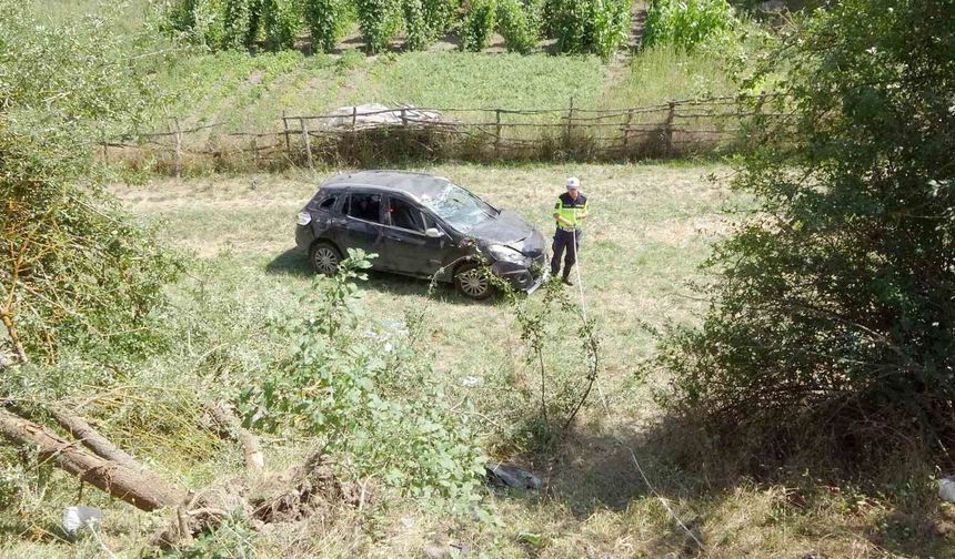 Kastamonu’da otomobil 20 metrelik şarampole uçtu: 4 yaralı