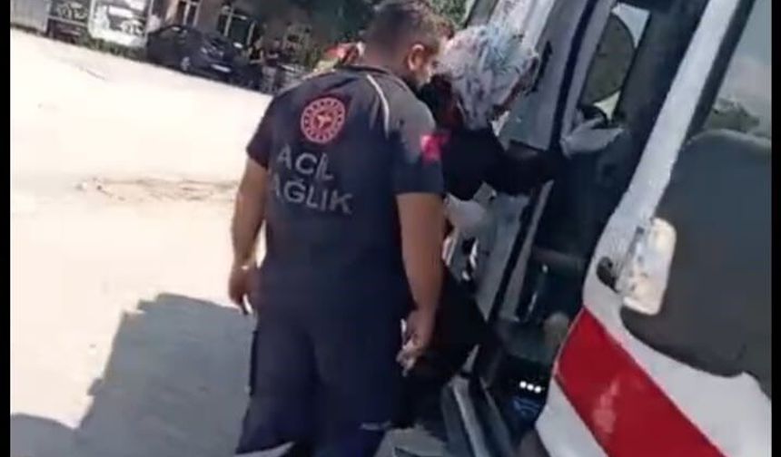 Cide’de ailece denize girdiler, akıntıya kapıldılar