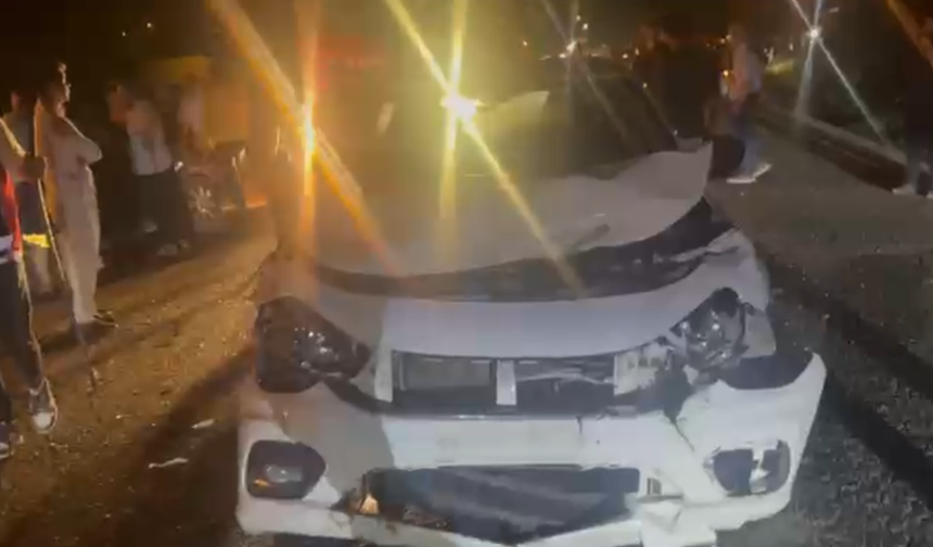 Cide’de feci kaza: 1’i ağır 4 kişi yaralandı!