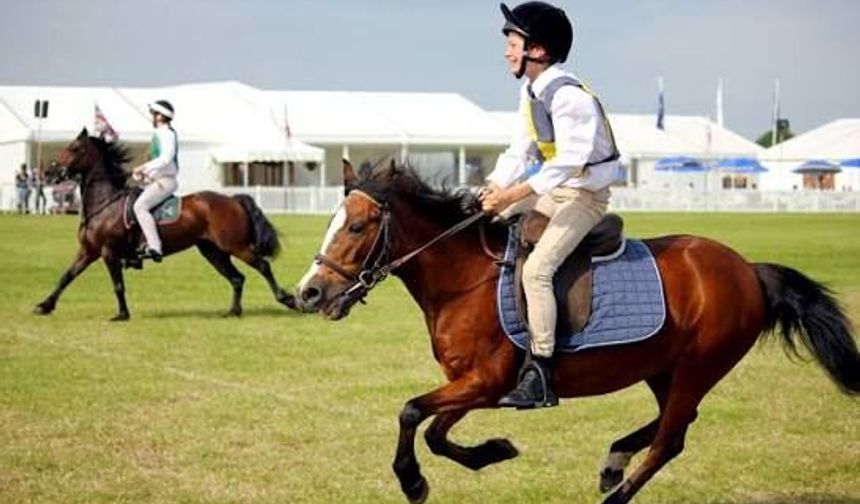 Kastamonu’da miniklere Pony Club sürprizi