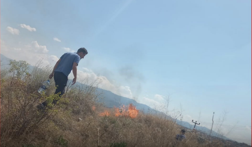 Kuru otlar alev aldı, felaket büyümeden önlendi