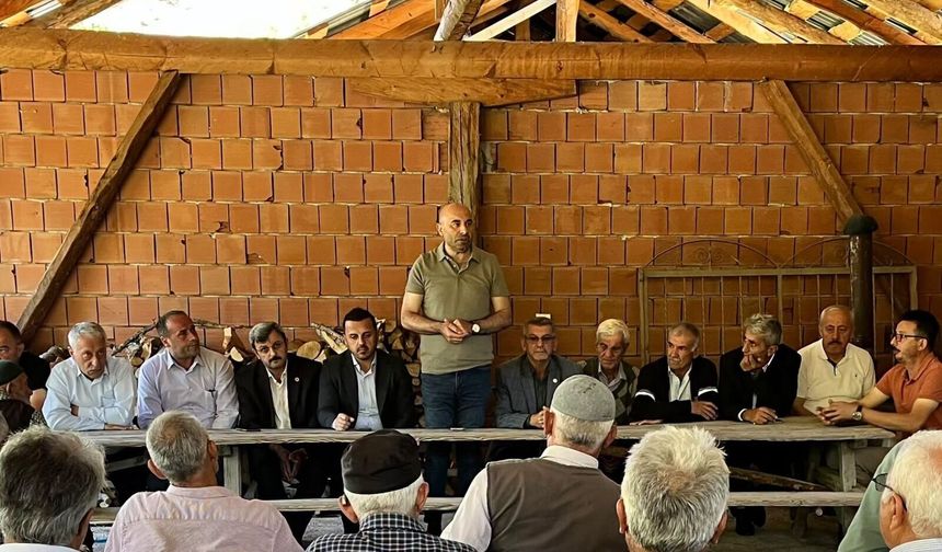 AK Parti Merkez İlçe Başkanı Özdemir vatandaşlarla buluştu