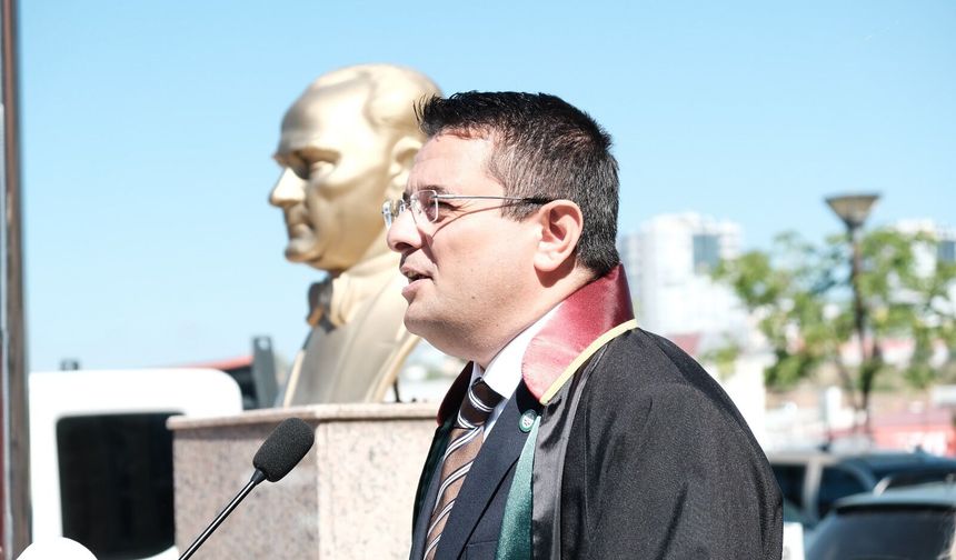 Baro Başkanı Demir: "Sinekleri öldürmek yerine bataklığı kurutmalıyız"