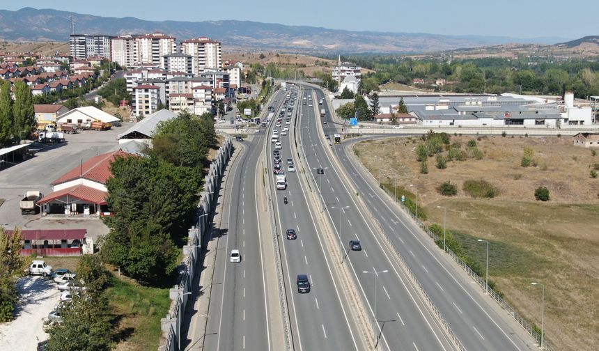 Hafızlık icazetlerini alan 51 öğrenci için konvoy düzenlendi