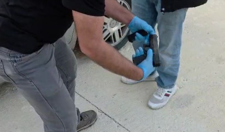 Kastamonu’da NARKO operasyonundan silah da çıktı