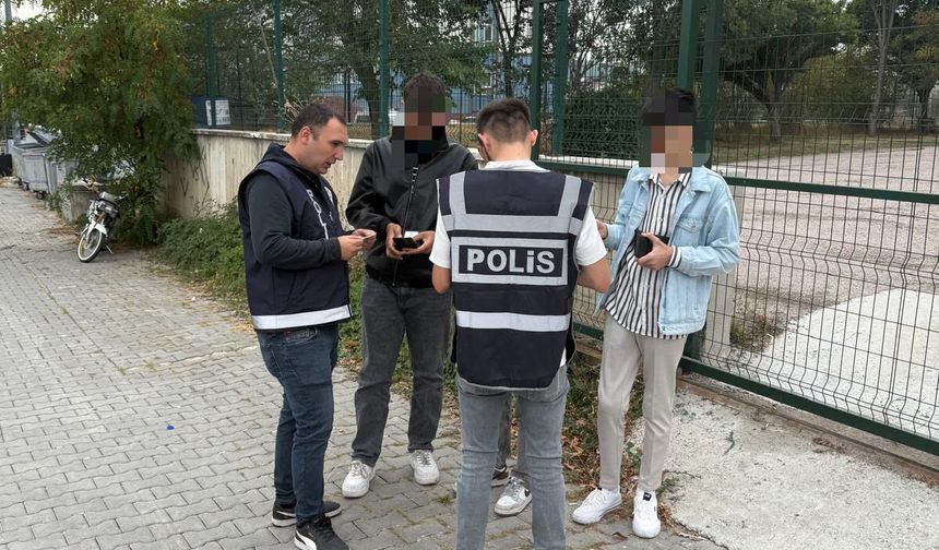 Kastamonu’da okul çevreleri mercek altında! 835 kişi denetlendi