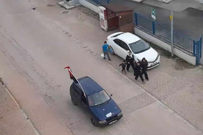 Cide’de tek arabalık dev konvoy