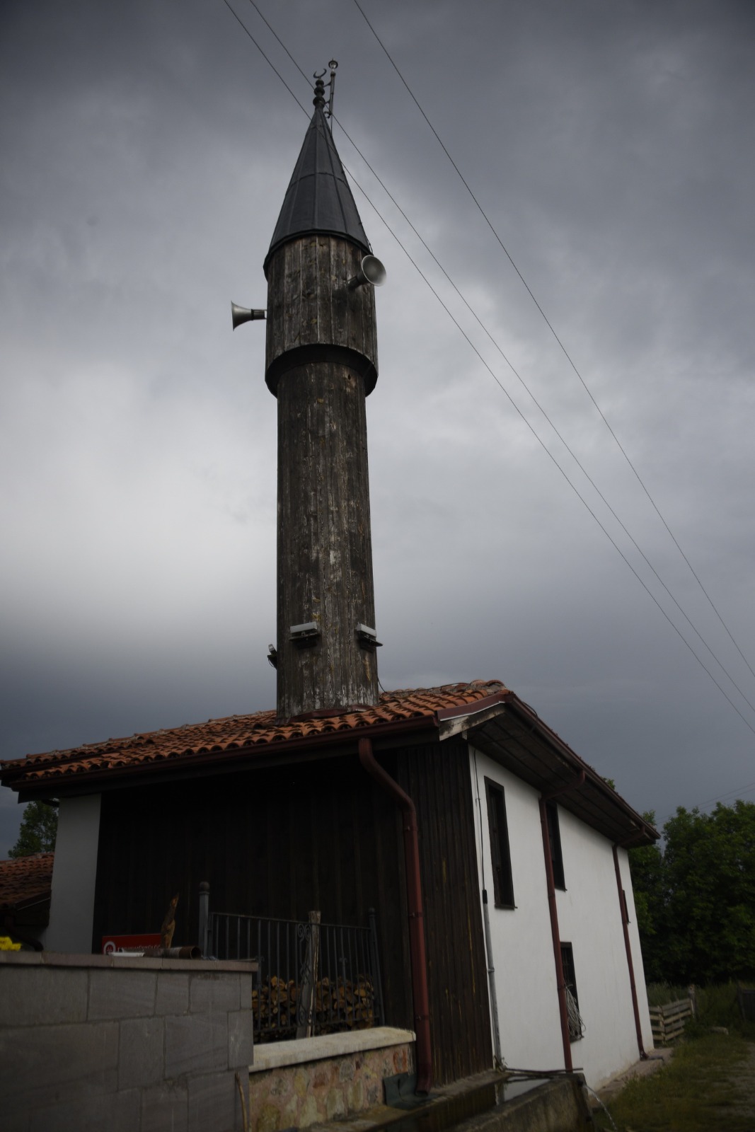 b549bf3a-b1ac-4368-9de8-115e7e7440cf