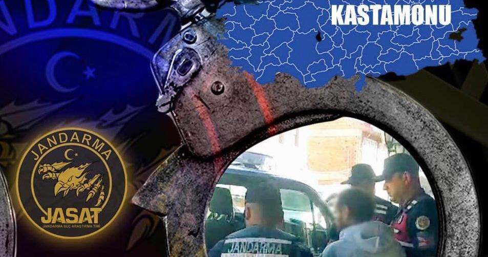 Cide'nin o köyünde fırtına çatıları uçurdu - Kastamonu İstiklal