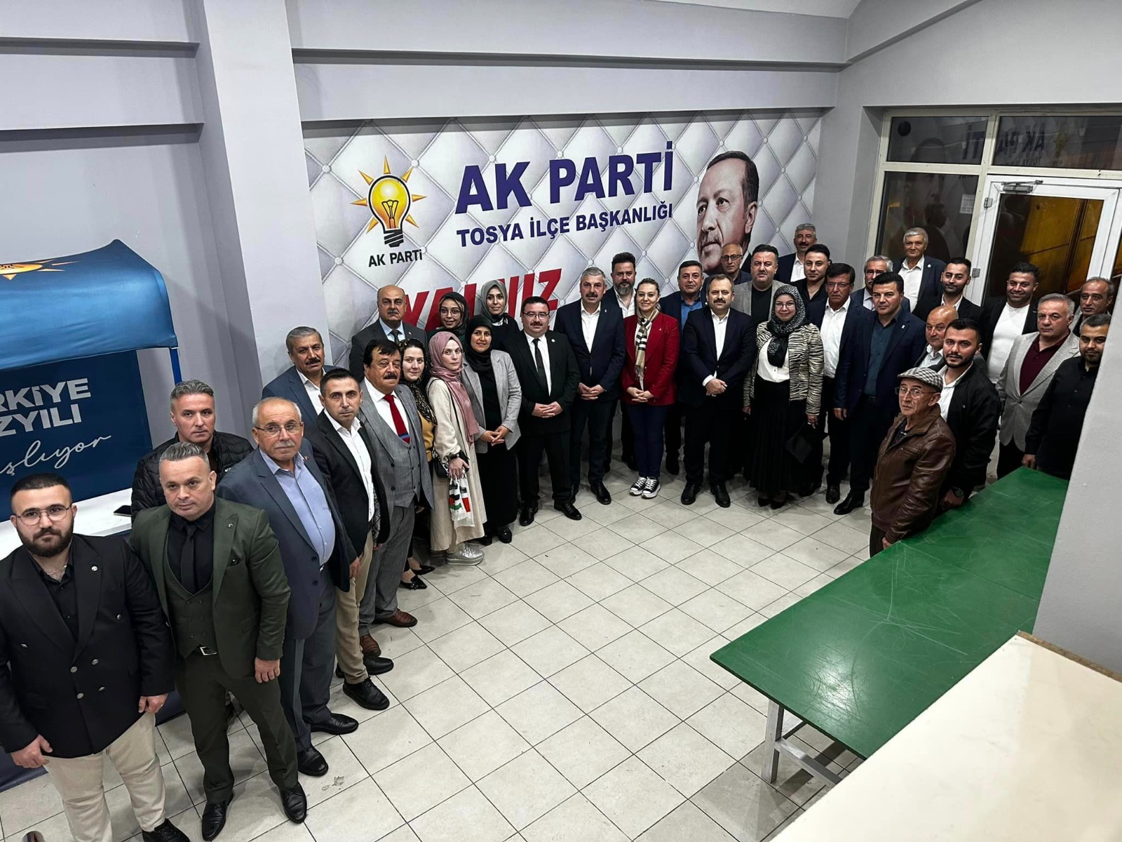 akparti2-1