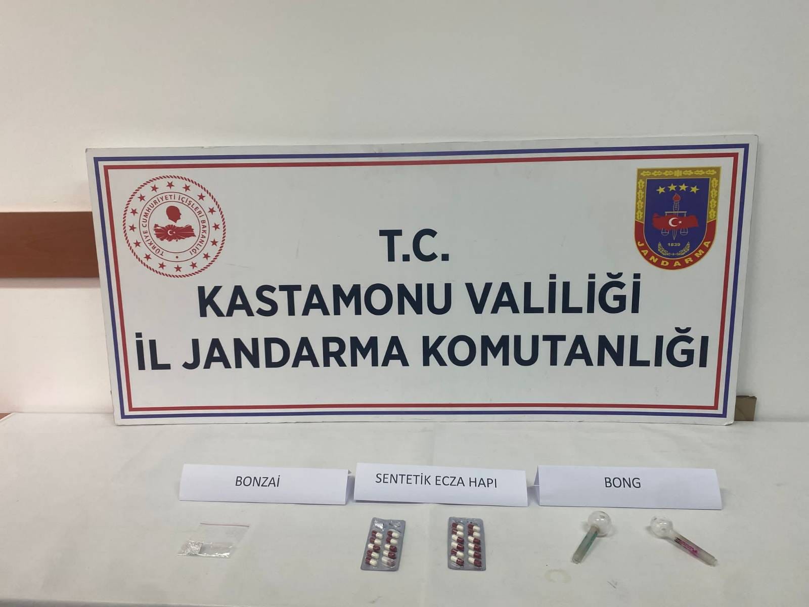 kastamonujandarmauyuşturucu (1)