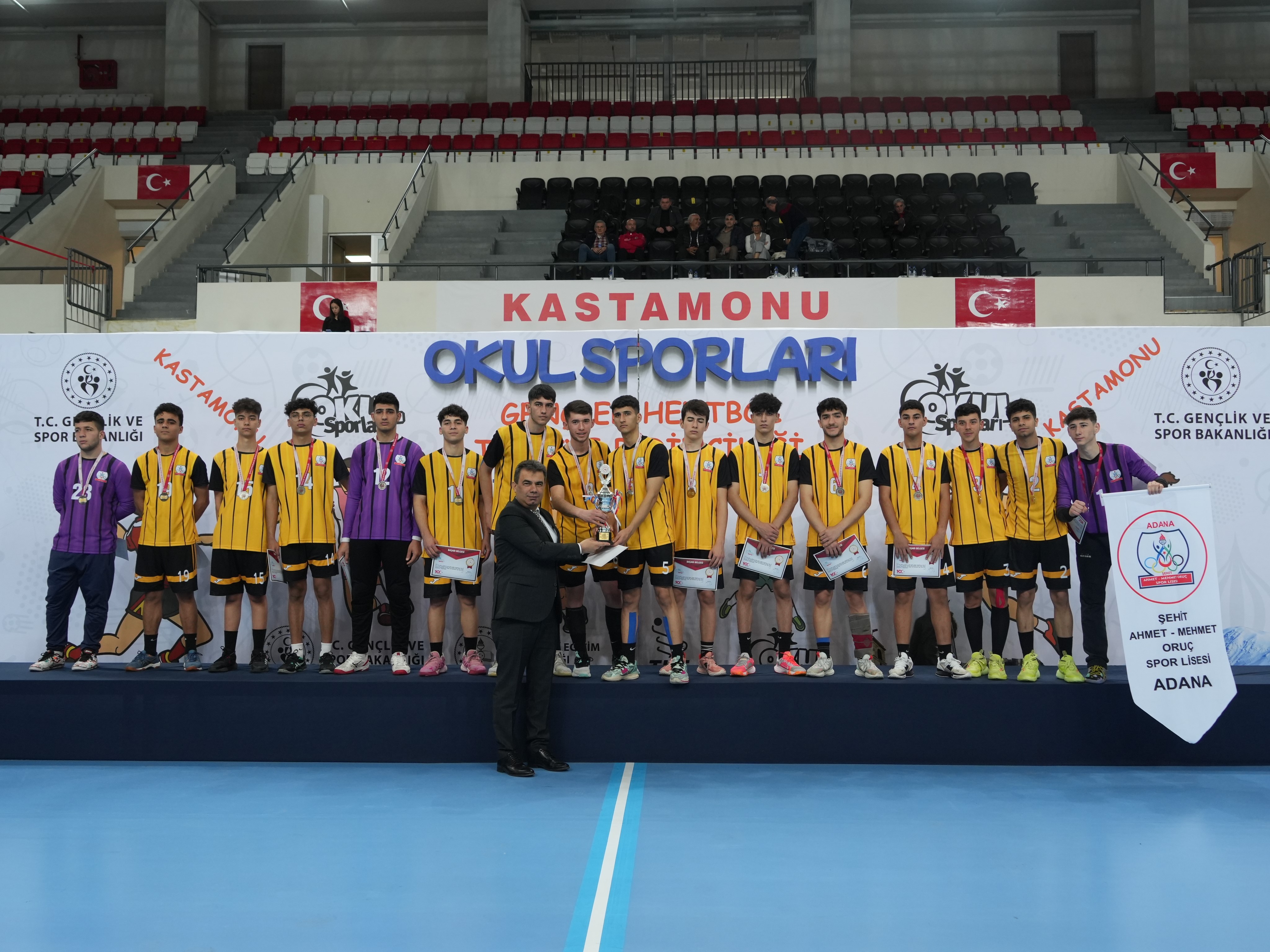 Gençler Hentbol Türkiye Birinciliği'nde Şampiyon Belli Oldu