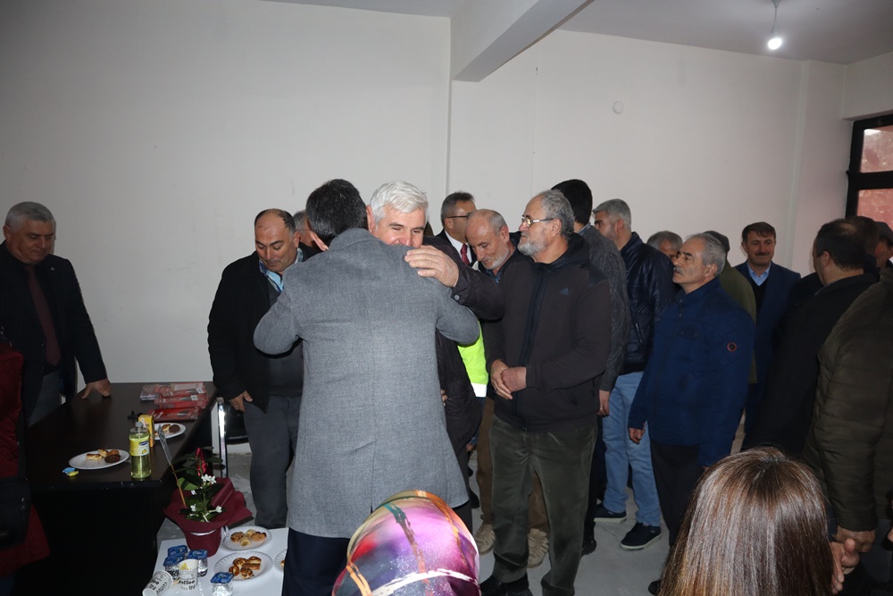 Cide’de Yüzlerce Kişi Mhp’nin Seçim Ofisi Açılışına Katıldı Muharrem Gül (2)