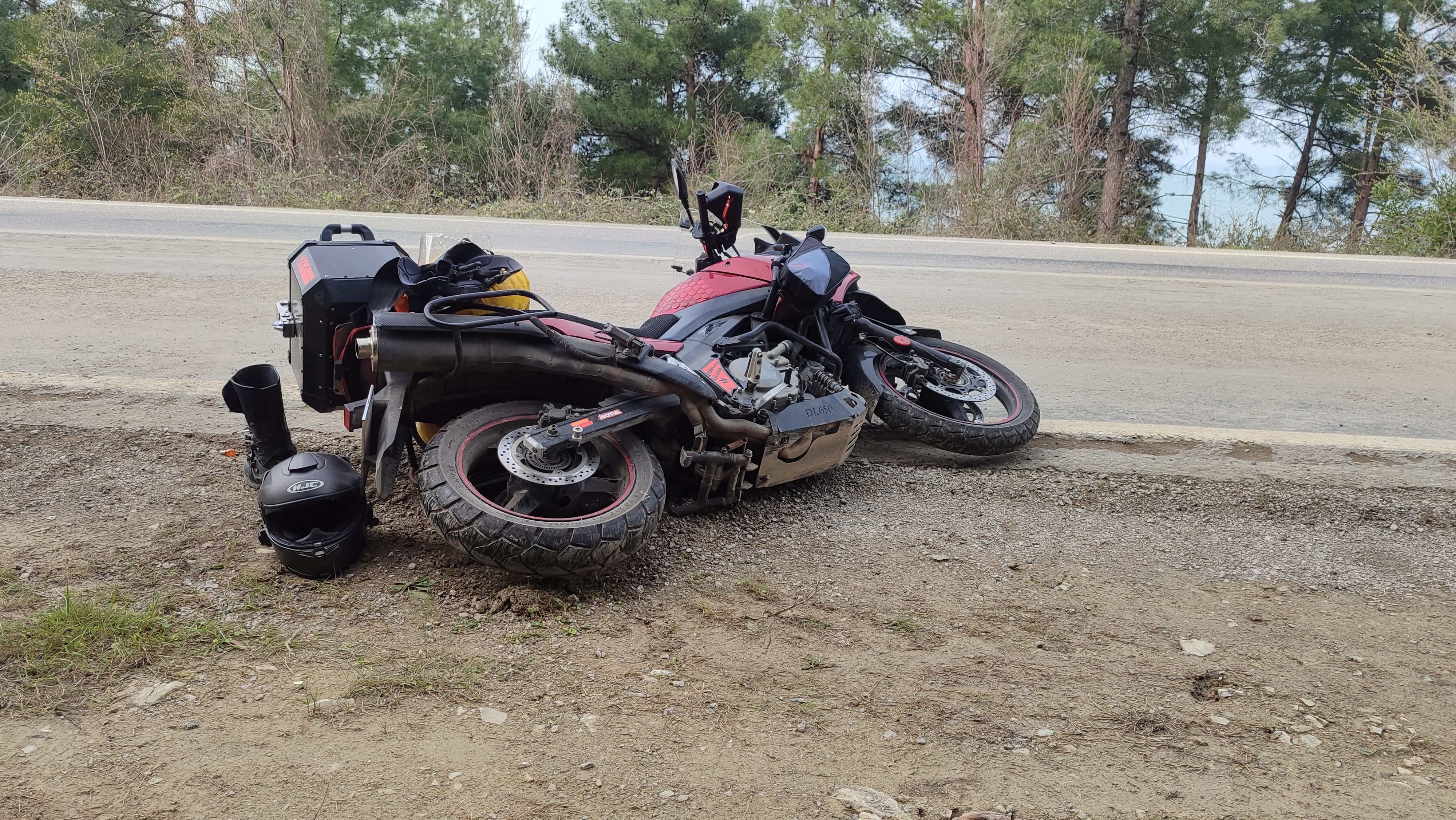 Kastamonu'da Rusya Uyruklu Motosiklet Sürücüsü Kaza Yaptı (1)