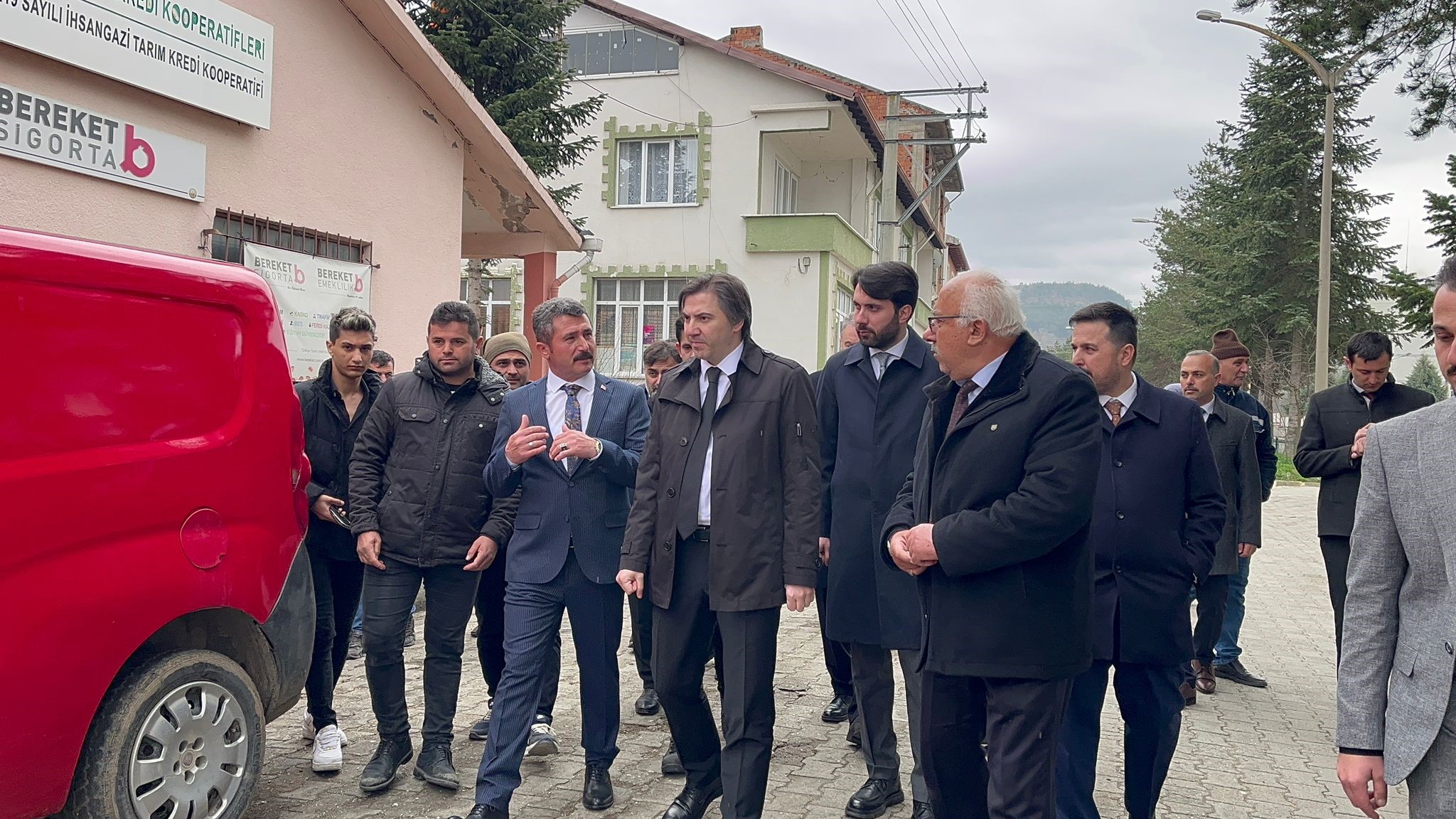 Tarım Ve Orman Bakan Yardımcısı Dr. Ahmet Bağcı, Kastamonu’nun İhsangazi Ilçesinde Esnafı Ziyaret Ederek Istişarelerde Bulundu (1)