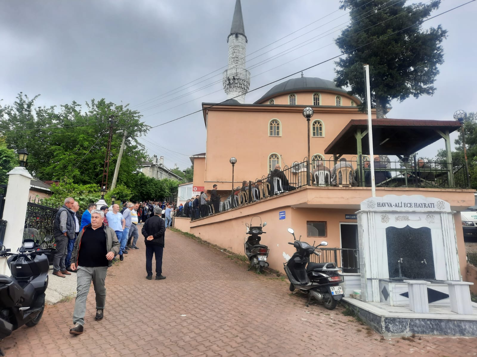 Kalbine Yenilen Cideli Emre Dualarla Toprağa Verildi  (5)