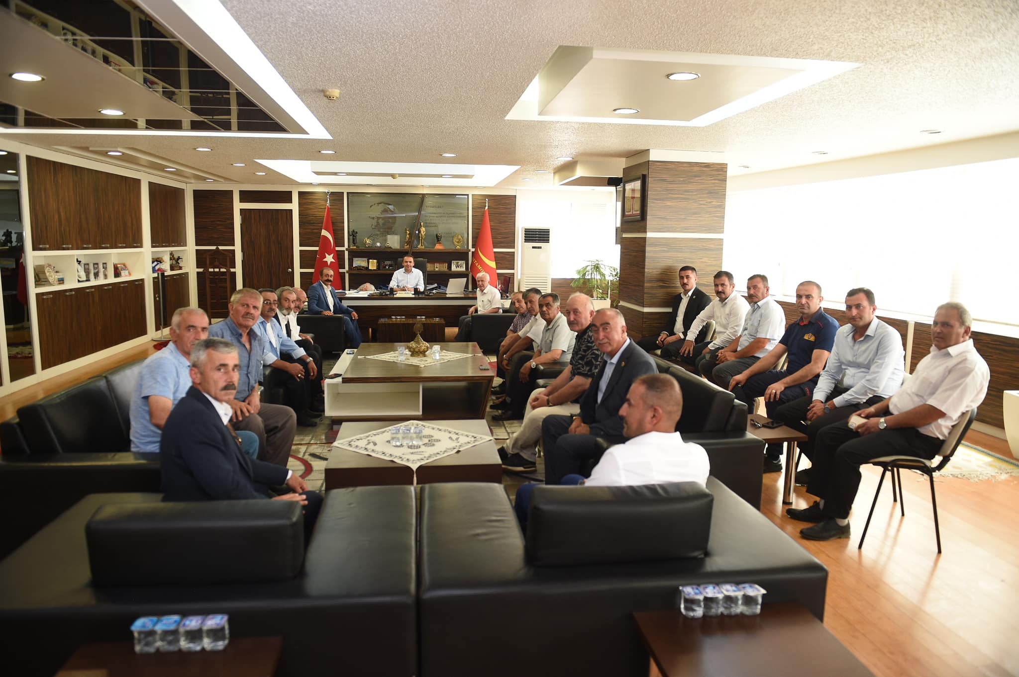 Kastamonu Muhtarlar Başkan Baltacı'yı Ziyaret Etti
