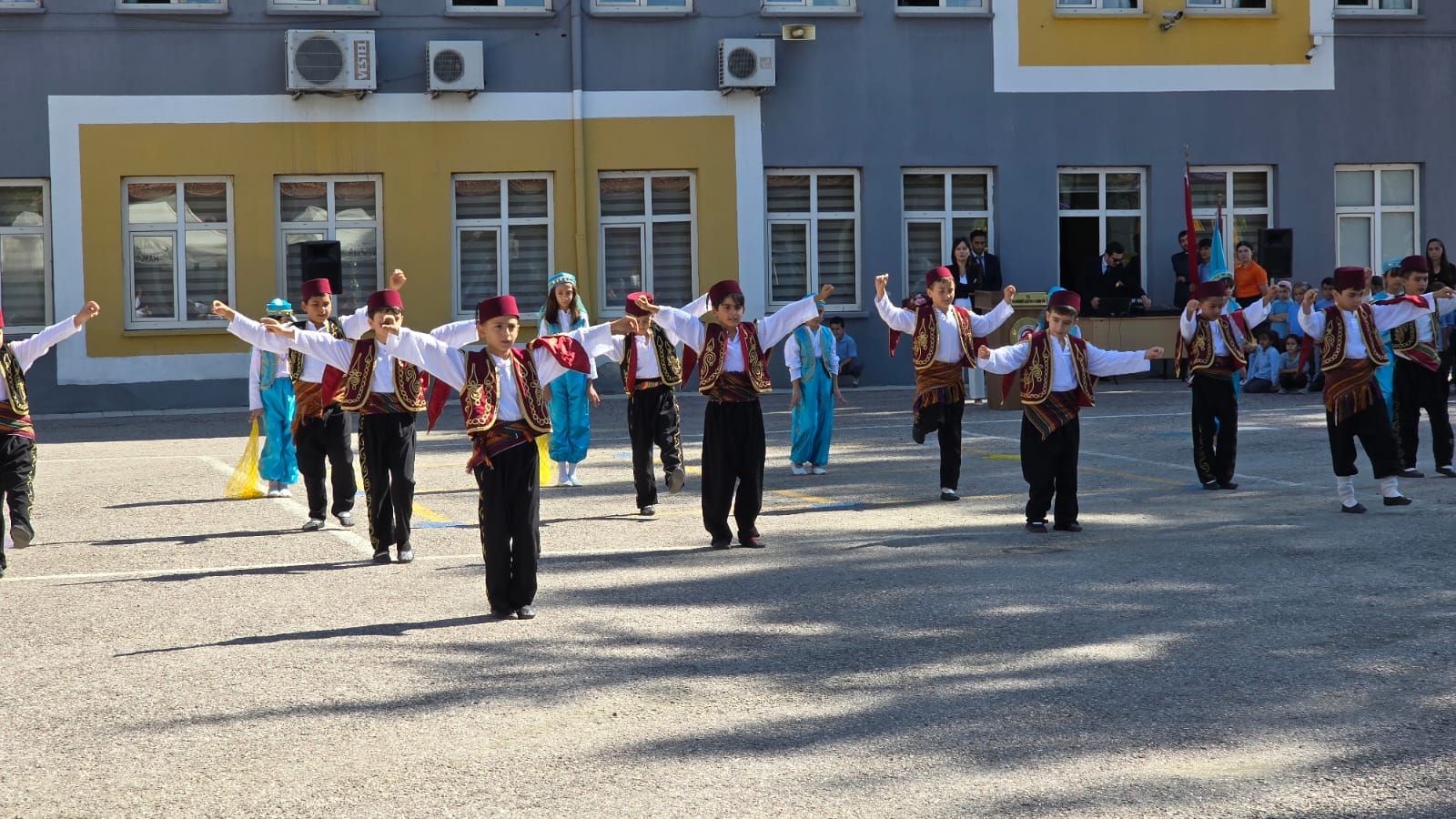 Hanönü'nde İlköğretim Haftası Coşkuyla Kutlandı (1)