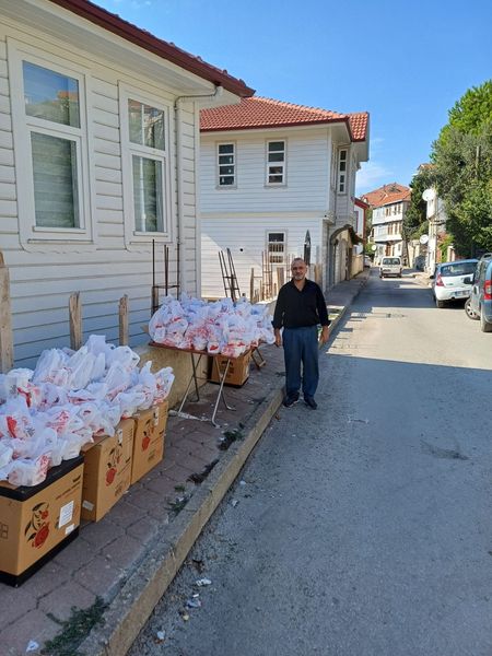 Hayırseverlerin Desteğiyle İnebolu’da Öğrenciler Mutlu Oldu (2)