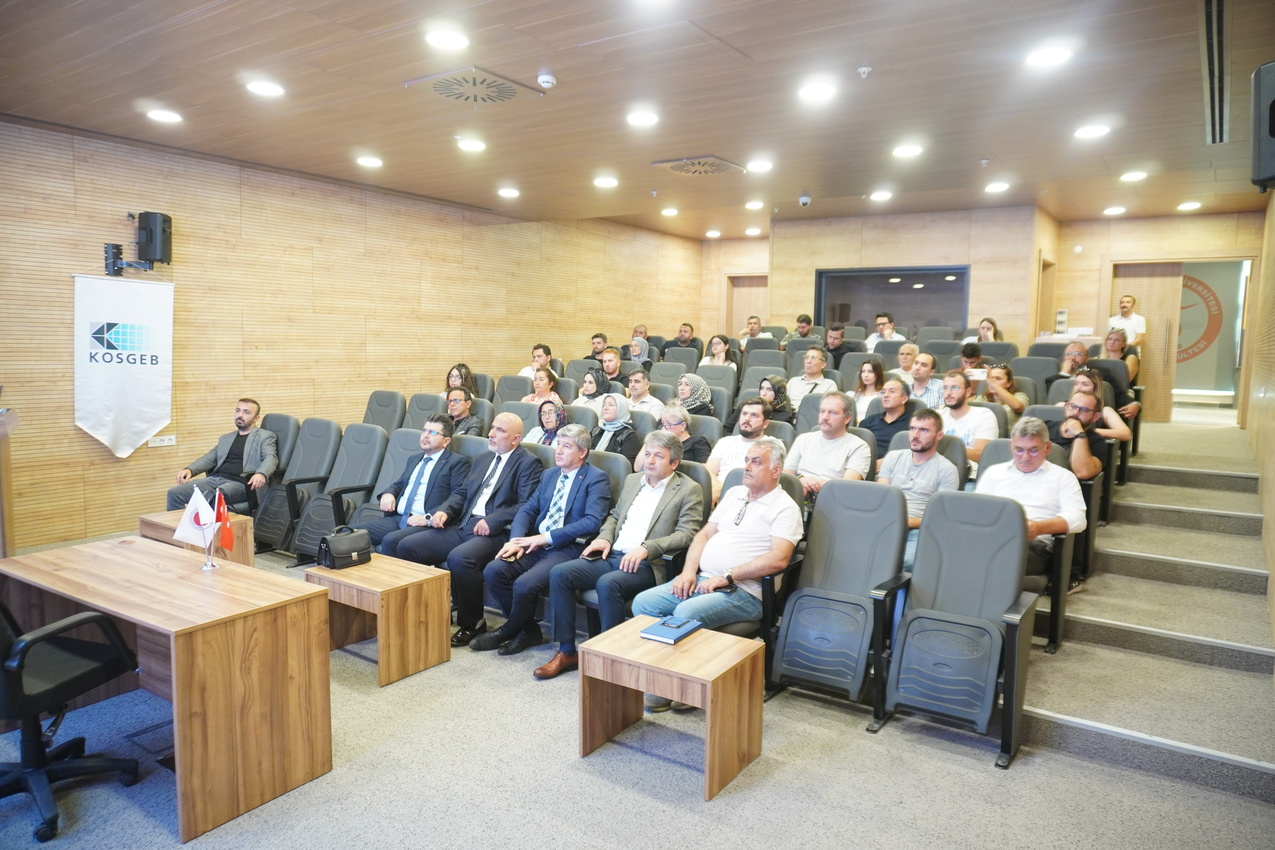 Kastamonu Üniversitesi'ndeki Seminere Yoğun Ilgi (2)