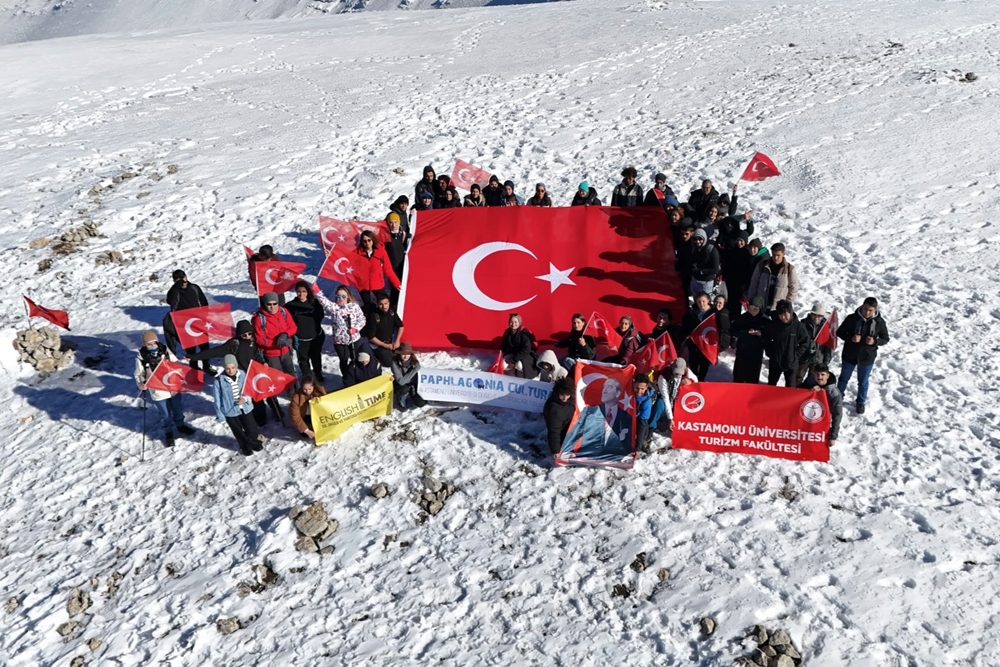 101 Öğrenci Hacet Zirvesine Tırmandı (2)