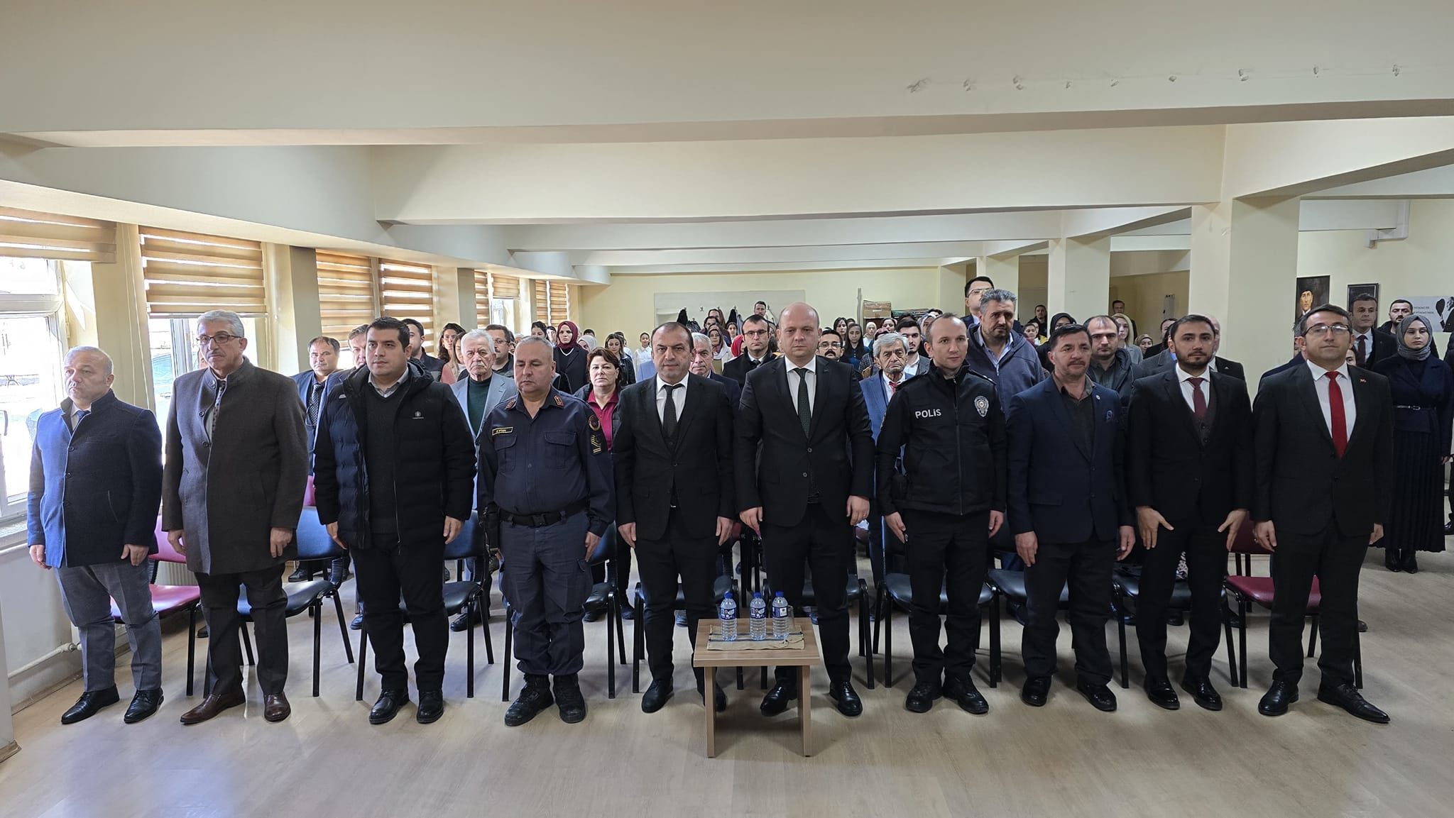 Hava Şartları Nedeniyle 24 Kasım'da Gerçekleştirilemeyen Öğretmenler Günü Programı Gerçekleştirildi (3)