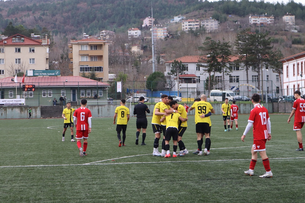 Cide Belediyespor Rekora Koşuyor! Gol