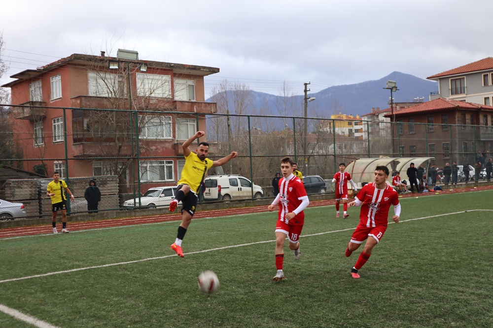 Cide Belediyespor Rekora Koşuyor! Kastamonu