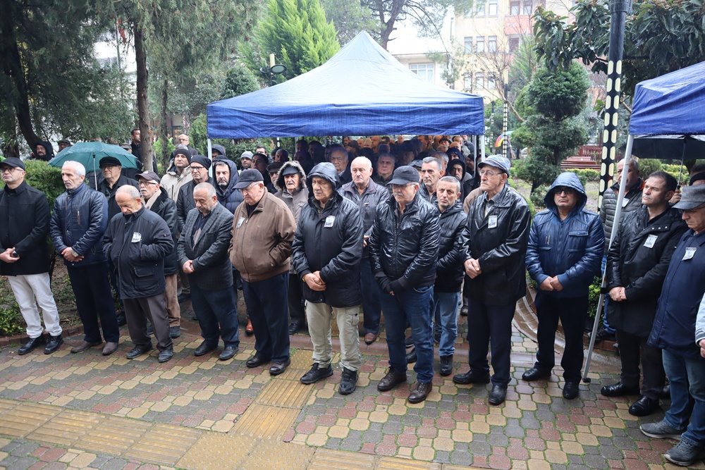 Cide’nin ‘Efsane Başkanı’ Memduh İmer Sonsuzluğa Uğurlandı Belediye Meydanı