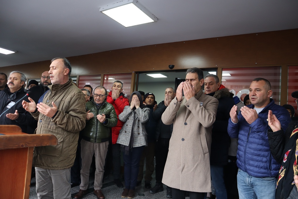 Cide’nin ‘Efsane Başkanı’ Memduh İmer Sonsuzluğa Uğurlandı Dua