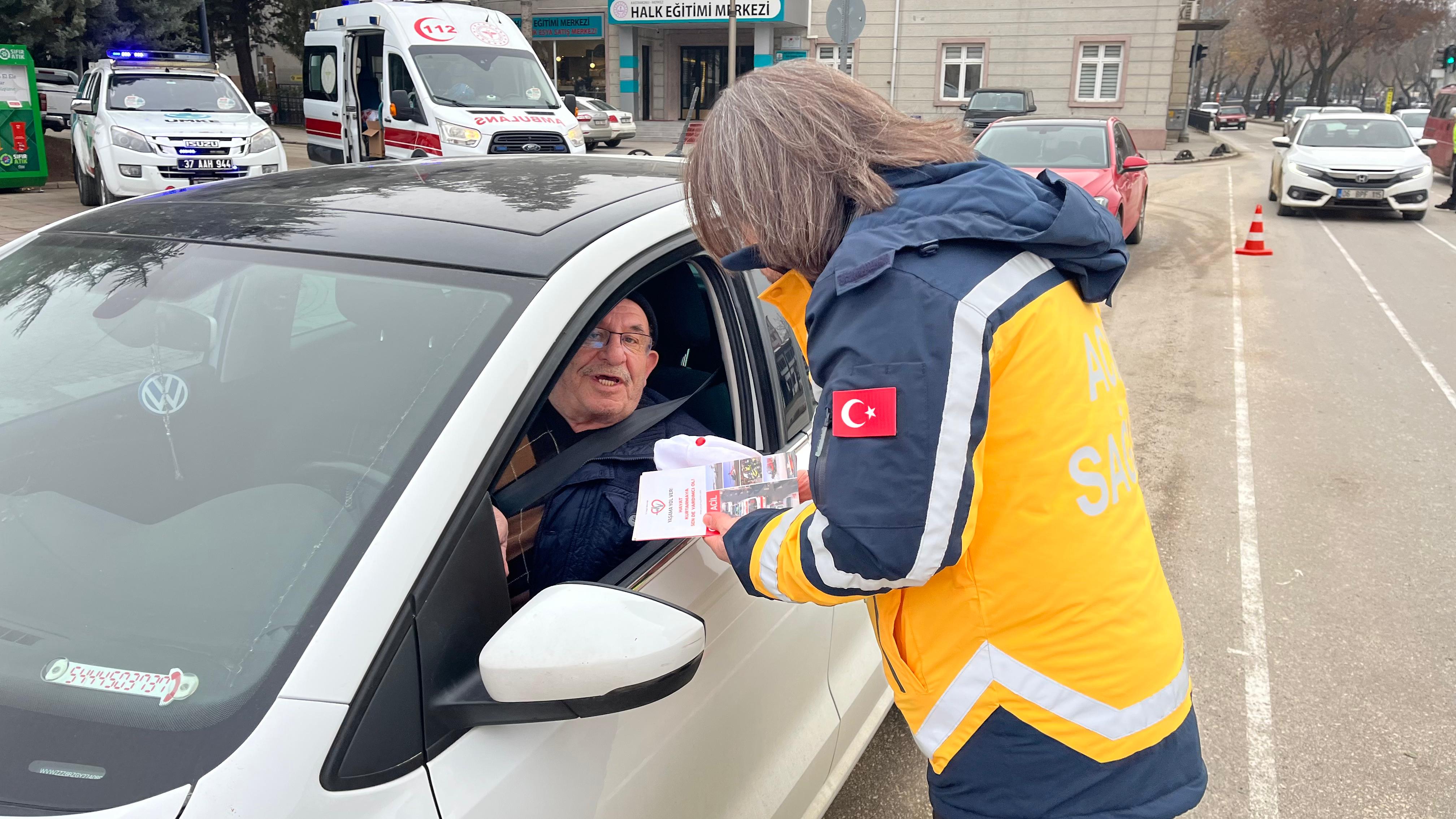 Cumhuriyet Meydanı’nda Sürücüler Bilgilendirildi (3)