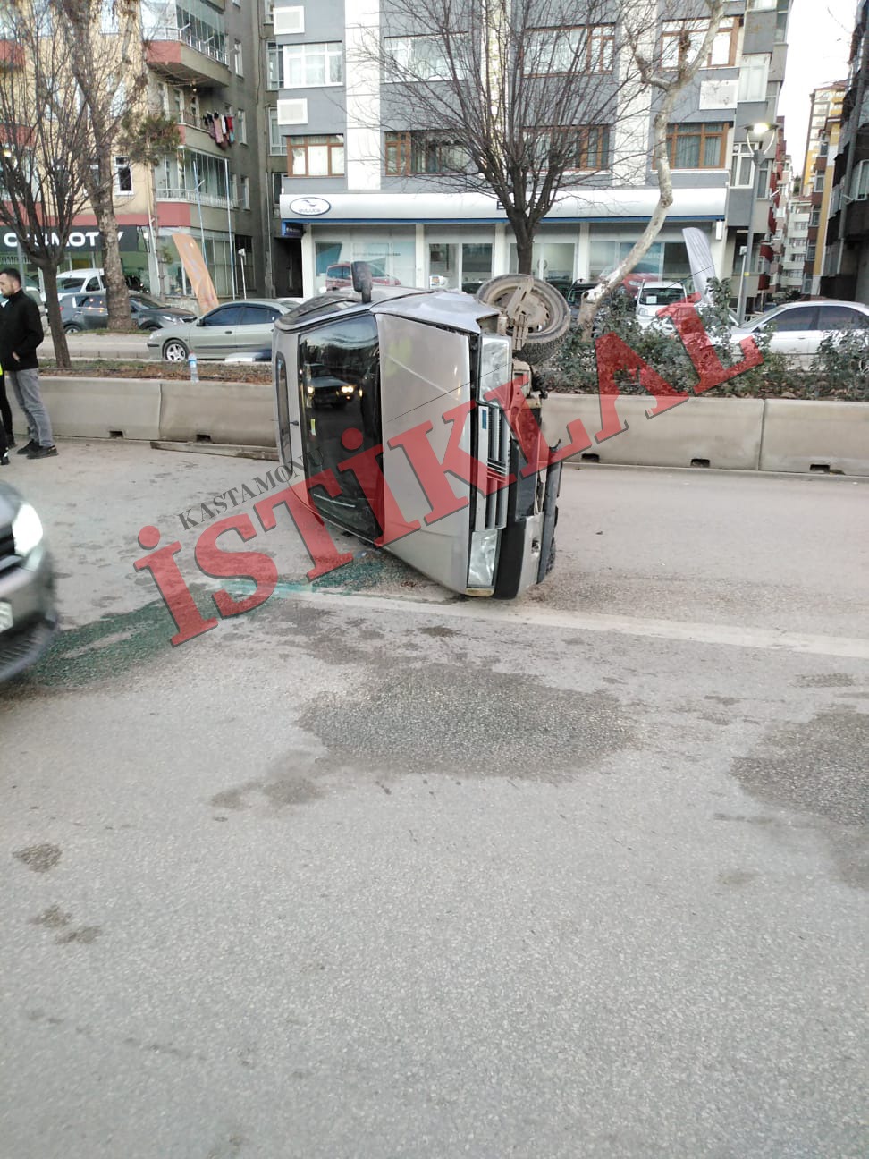 Kastamonu'da Korkutan Kaza Takla Attı (4)