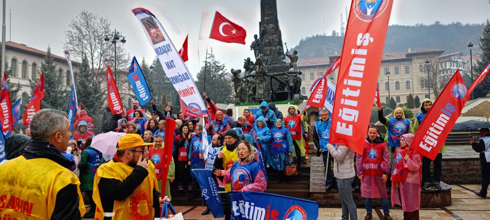 Iş Bırakma Eylemi Yaptılar (1)